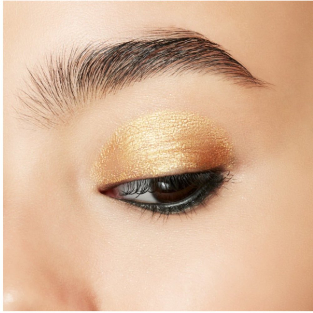 ❤️HP❤️ MAC Pro Longwear Paint Pot - Born to Beam (yellow gold)